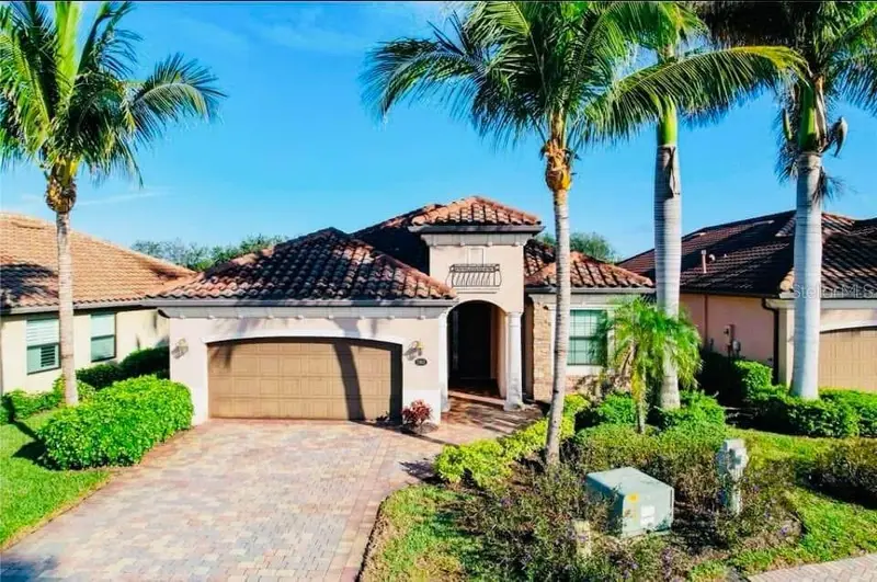2902 Aviamar Cir, FL