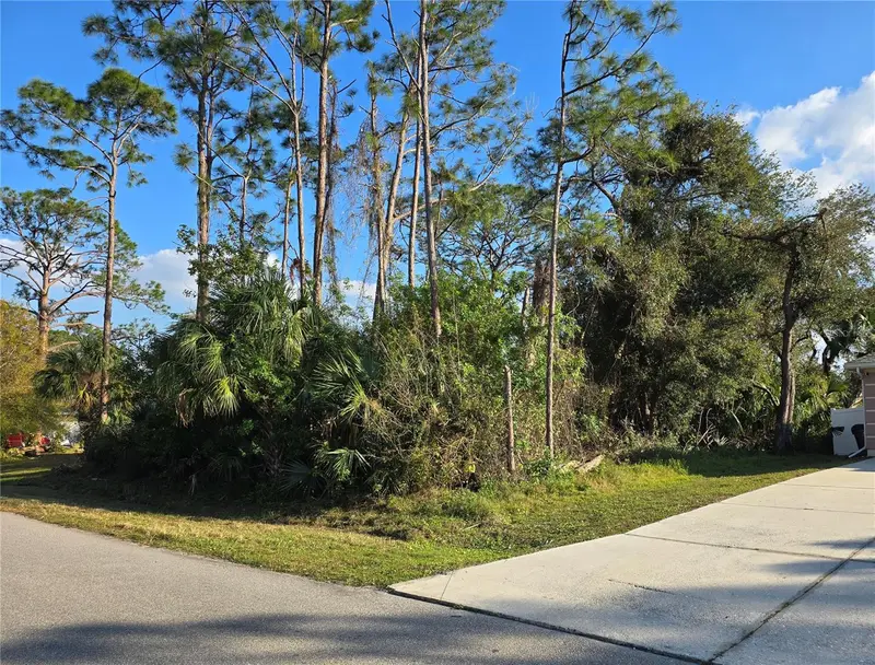Sylvania Ave, FL