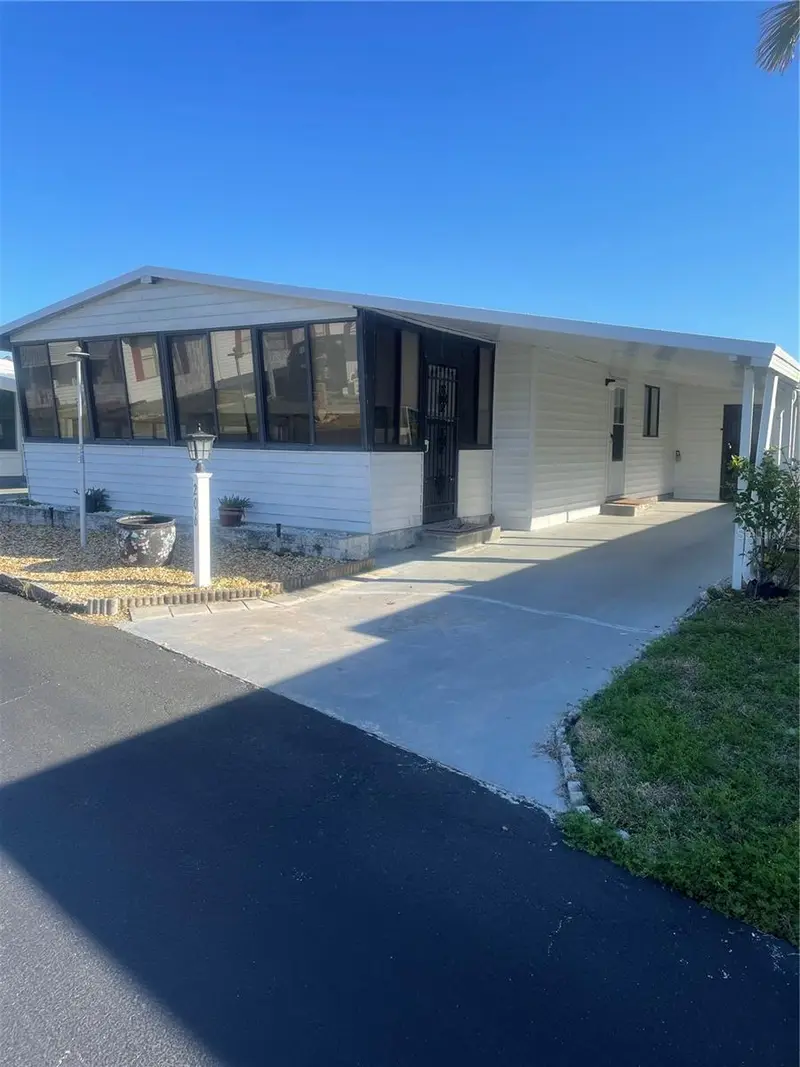 206 Monitor Dr, FL