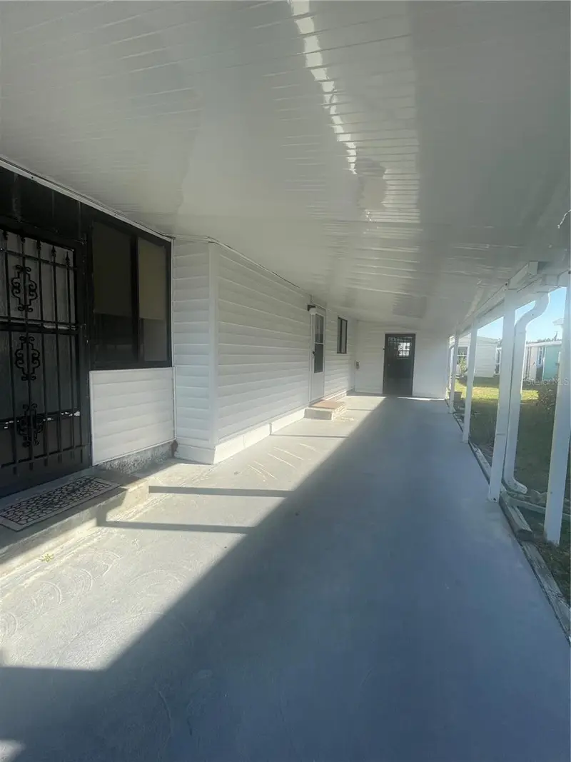 206 Monitor Dr, FL