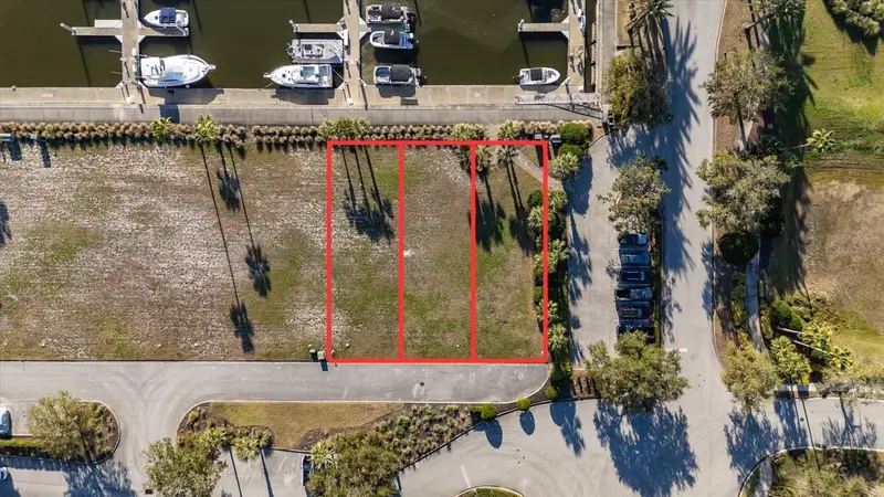 100 Harbor Village Pt S, FL