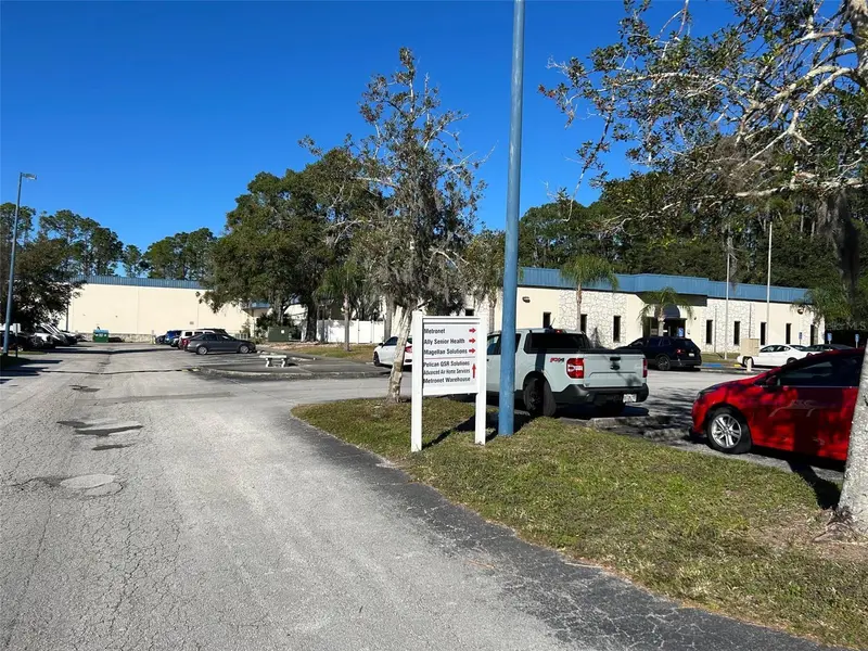 11 Commerce Blvd #1, FL