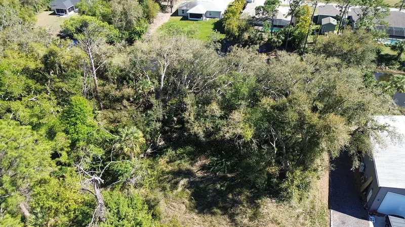 Namatka Ave, FL