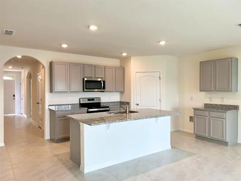 2877 Sunridge Loop, FL