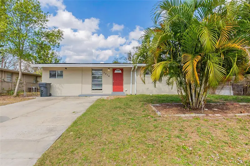 7216 E Emma St, FL