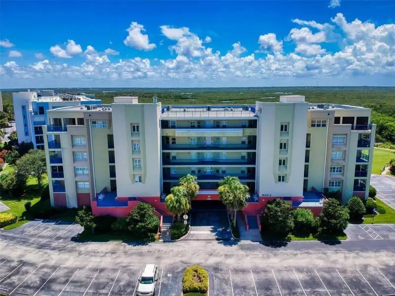 5300 S Atlantic Ave #6-206, FL