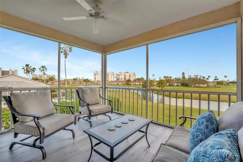 1620 Fairway Trce #B, FL