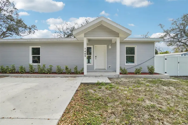 7409 & 7411 E 23rd Ave, FL