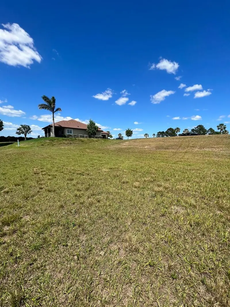 828 Water Fern Trail Dr, FL