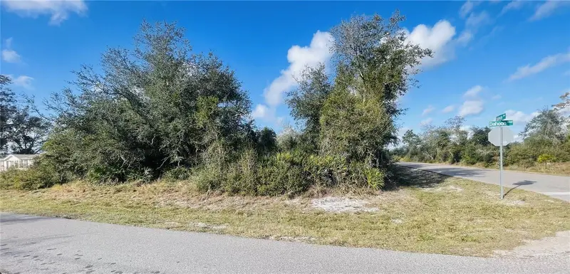 235 Dahoon Blvd, FL