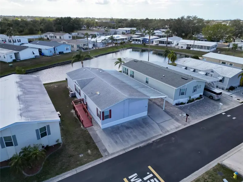 222 N Saint George Cir, FL