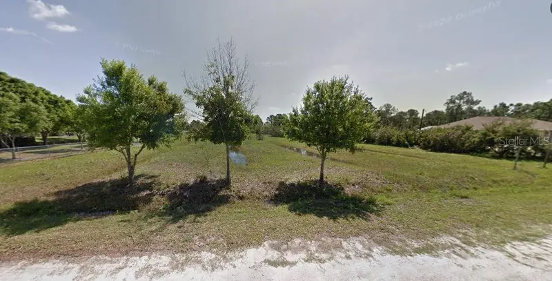 Mccain Ln, FL