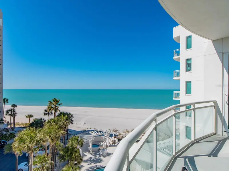 1590 Gulf Blvd #501, FL