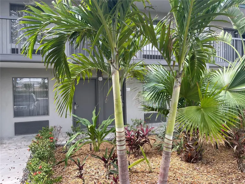7150 N Tamiami Trl #S510, FL