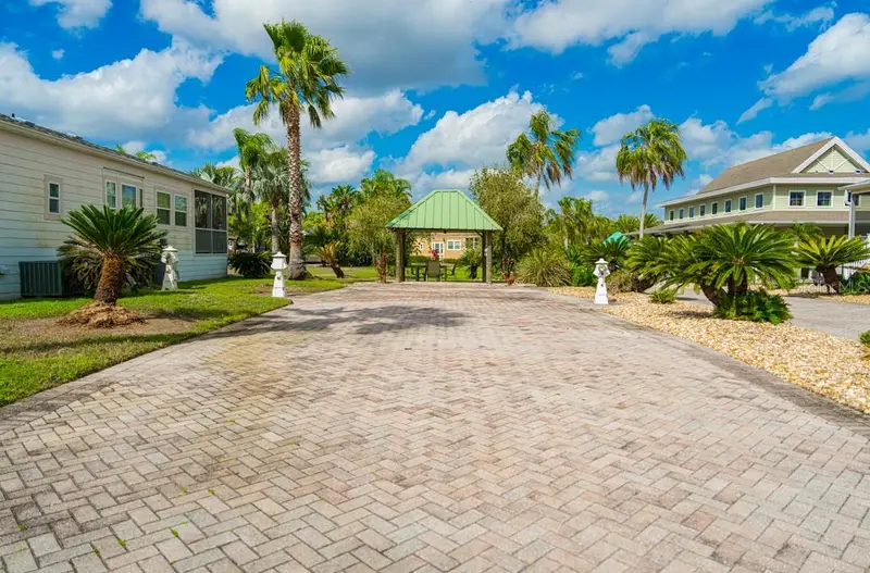 6948 Amanda Vista Cir, FL