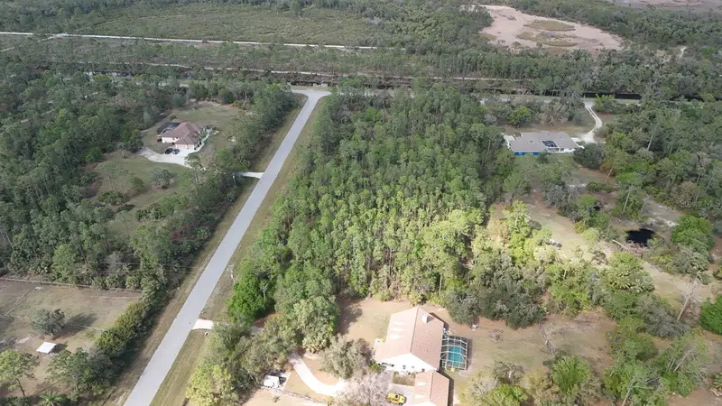 Estates Drive, FL