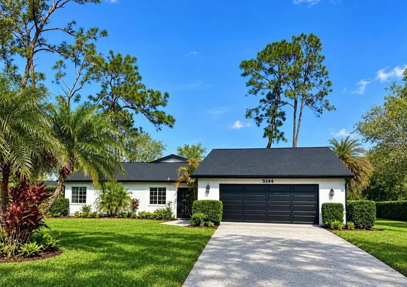 5144 Pine Tree Ln, FL