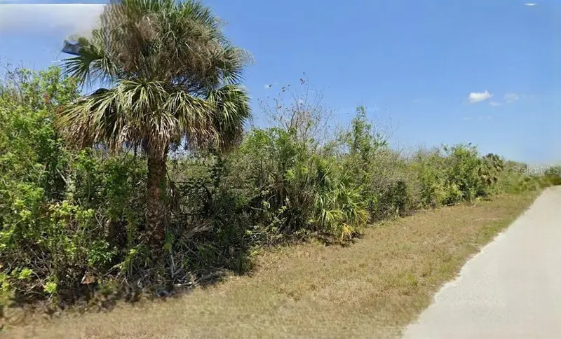 395 Lawler St, FL