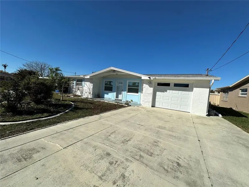 12613 4th Isle, FL