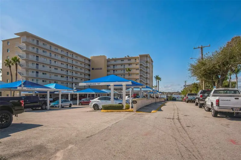 145 N Halifax Ave #211, FL