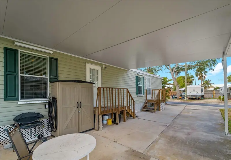 1800 Englewood Rd #24, FL