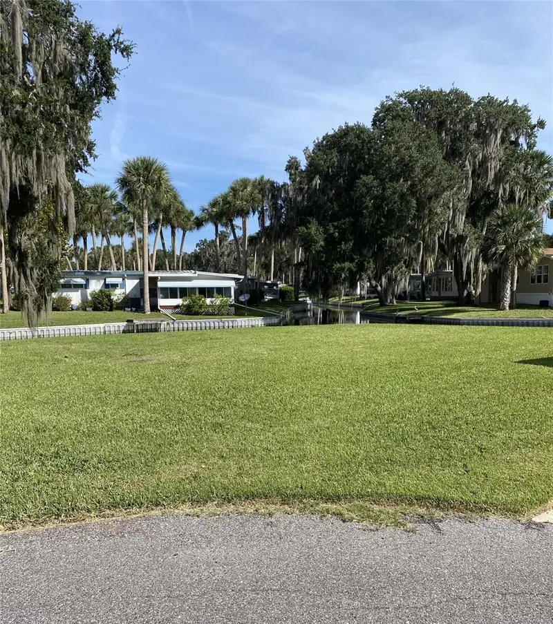 29 Club House, FL
