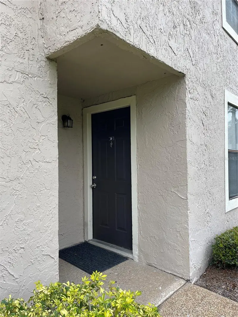 2923 Antique Oaks Cir #39, FL