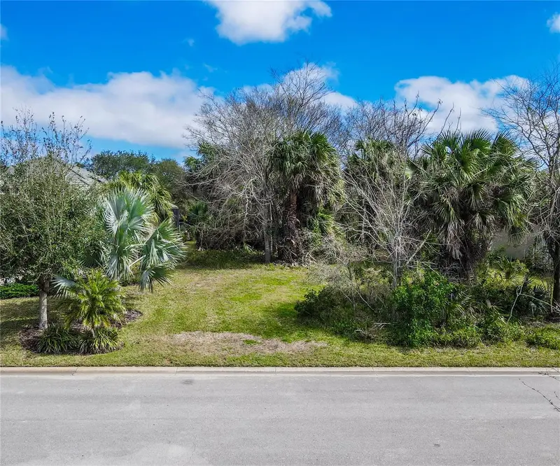 121 Longview Way N, FL