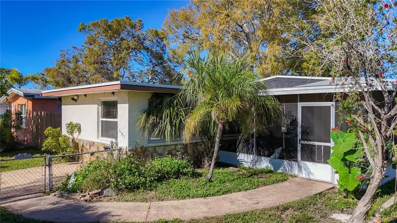 3501 Beechwood Ter N, FL