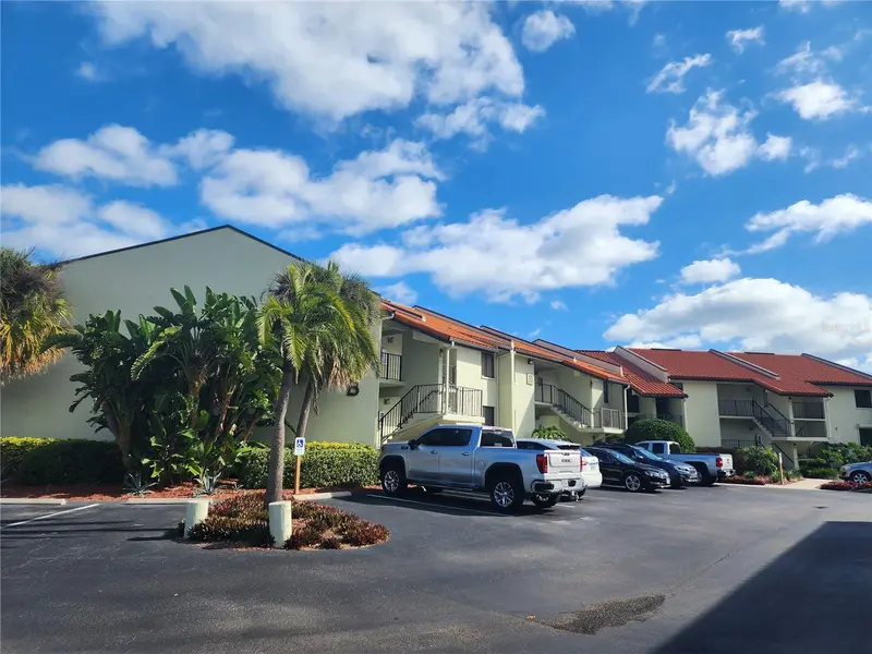 1515 Pinellas Bayway S #17, FL