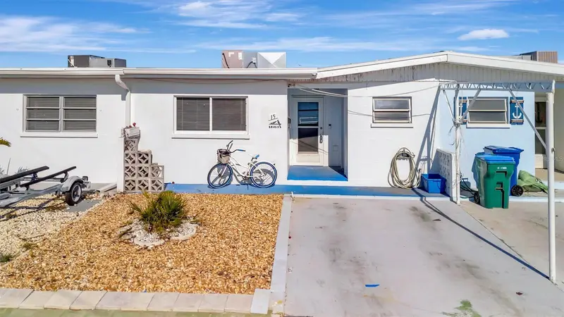 15 Seaside Ct, FL