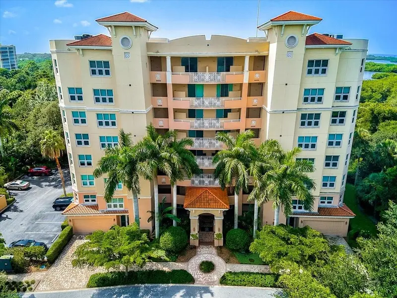 3603 N Point Rd #702, FL