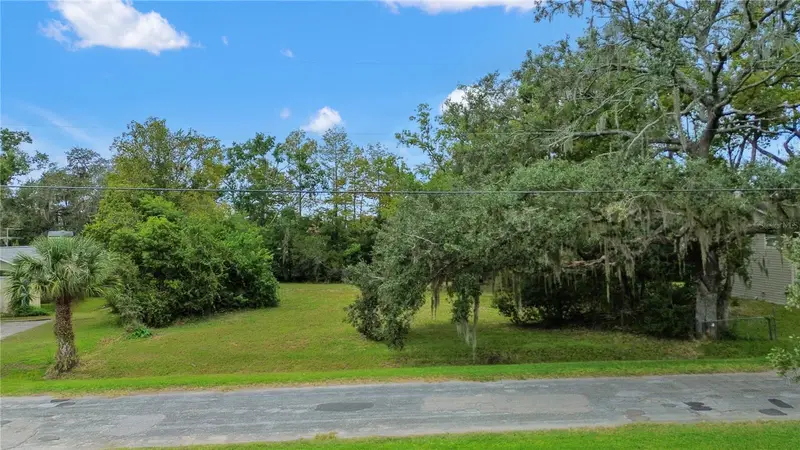 11123 Lake Shore Dr, FL