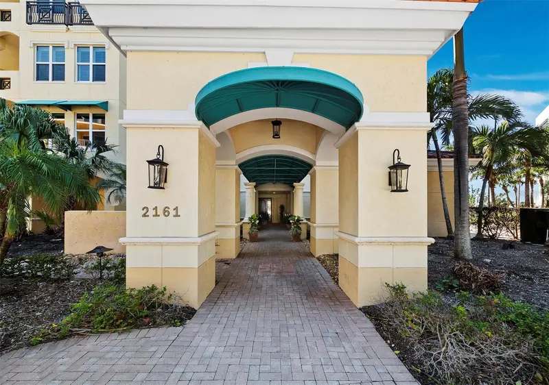 2161 Gulf Of Mexico Dr #3, FL