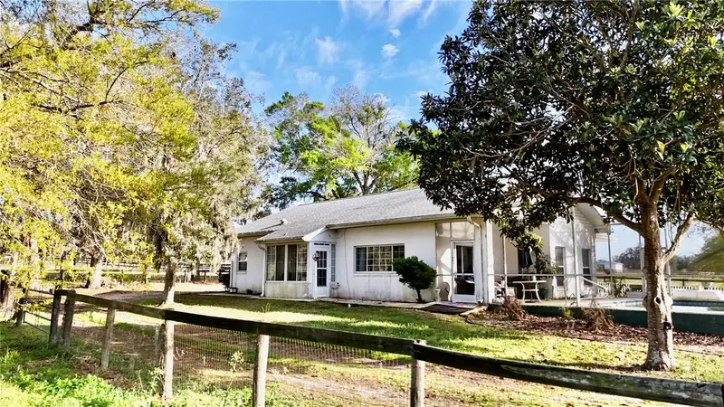 9500 Nw 95th Avenue Rd, FL