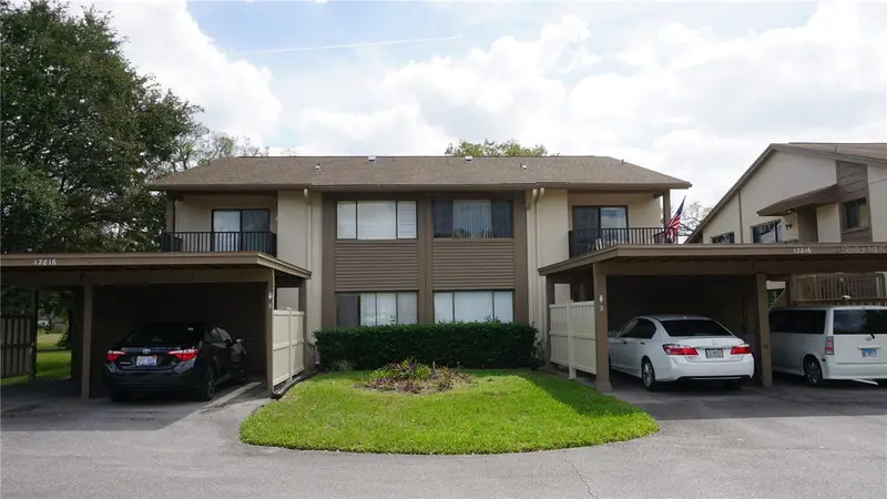 12816 Wedgewood Way #D, FL