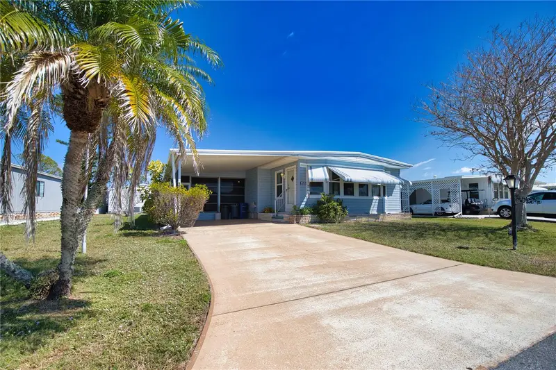 670 El Tango, FL