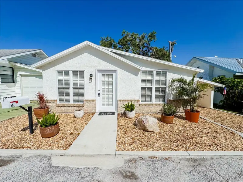4 Braden Castle Dr, FL