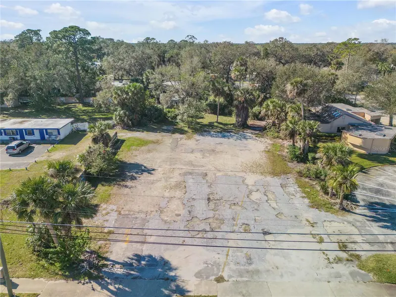 1296 N Dixie Fwy, FL