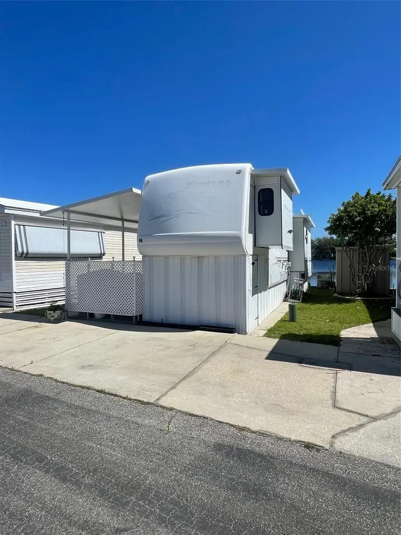 86 Eagle Pt S, FL