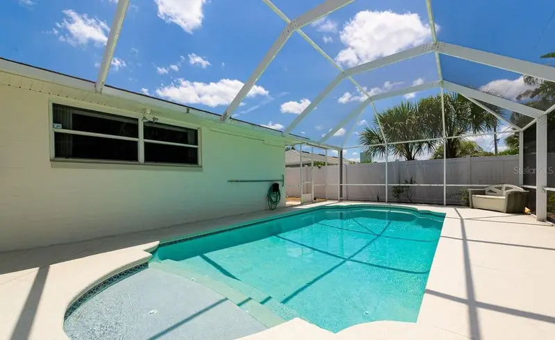 117 Ocean Grove Dr, FL