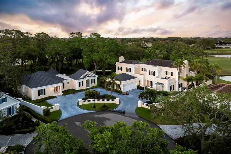 236 Saint James Park, FL