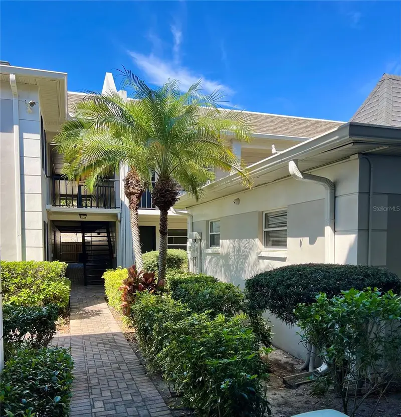 5221 Bayshore Blvd #29, FL
