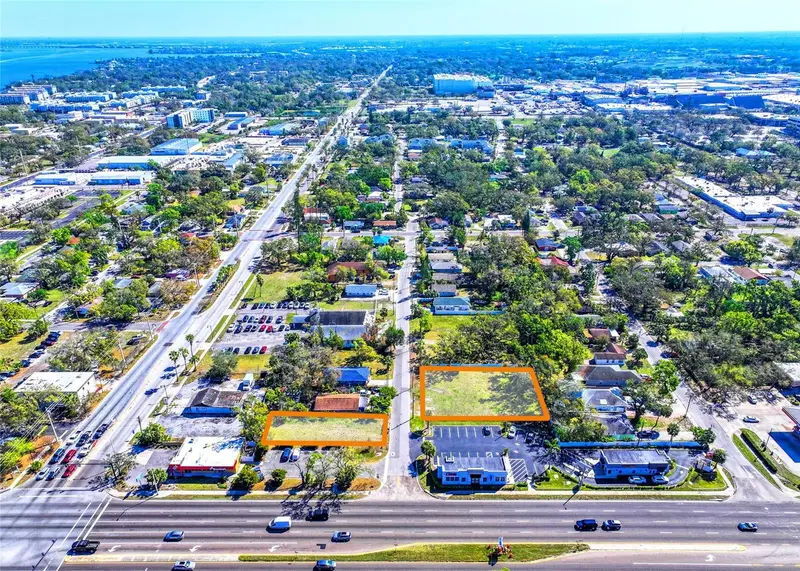 116 10th Ave E, FL