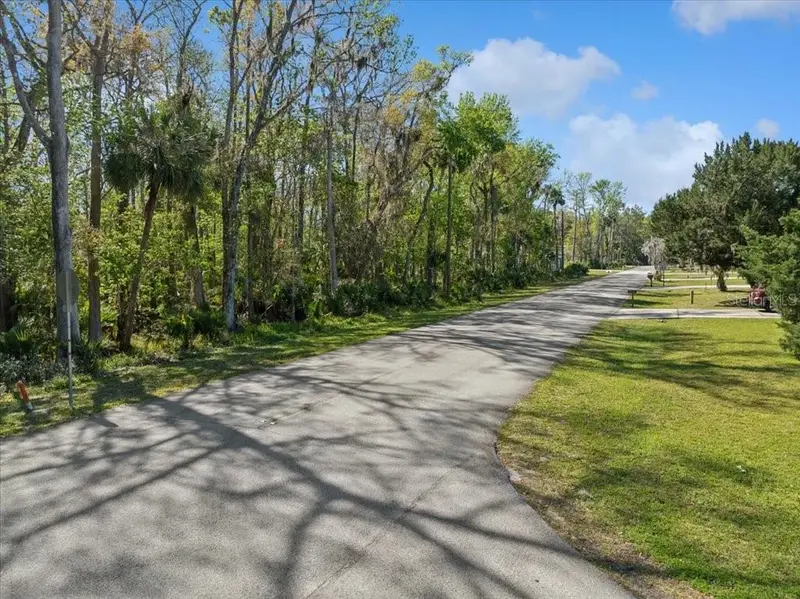 138 Blare Dr, FL