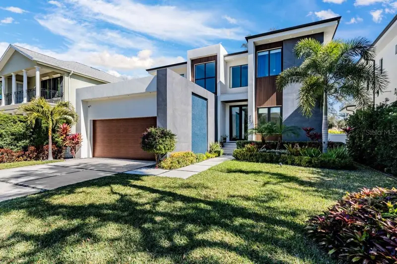 212 Renellie Drive, FL