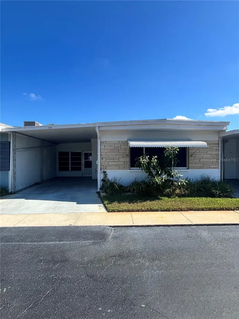 250 Nw Rosery Rd #314, FL