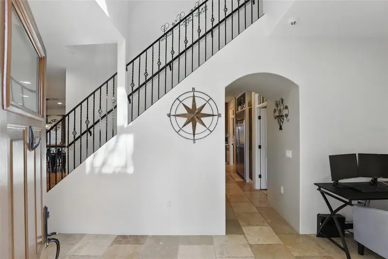 106 Victoria St, FL