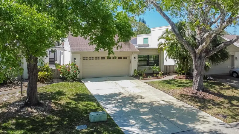 370 S Woodlands Dr, FL