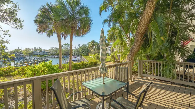 1633 Boathouse Cir #Ha132, FL